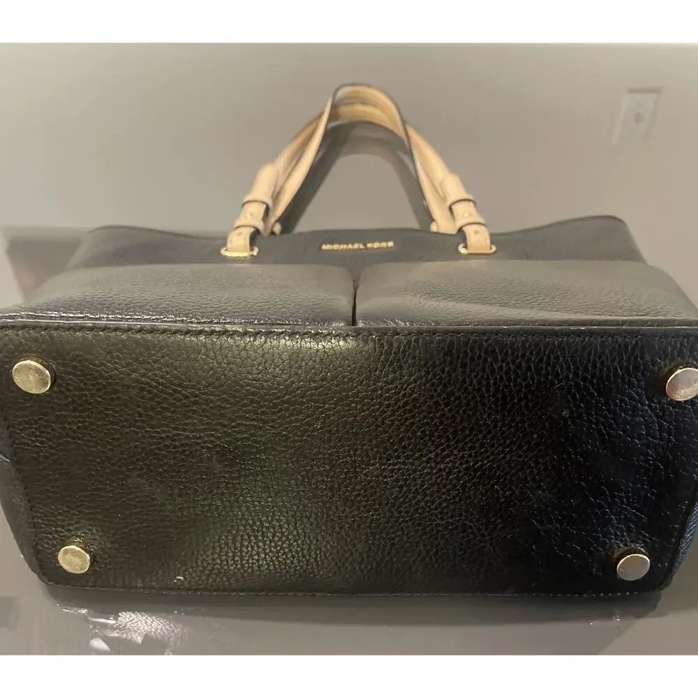 MICHAEL KORS Bedford Black Pebbled Leather Tote and Wallet Set